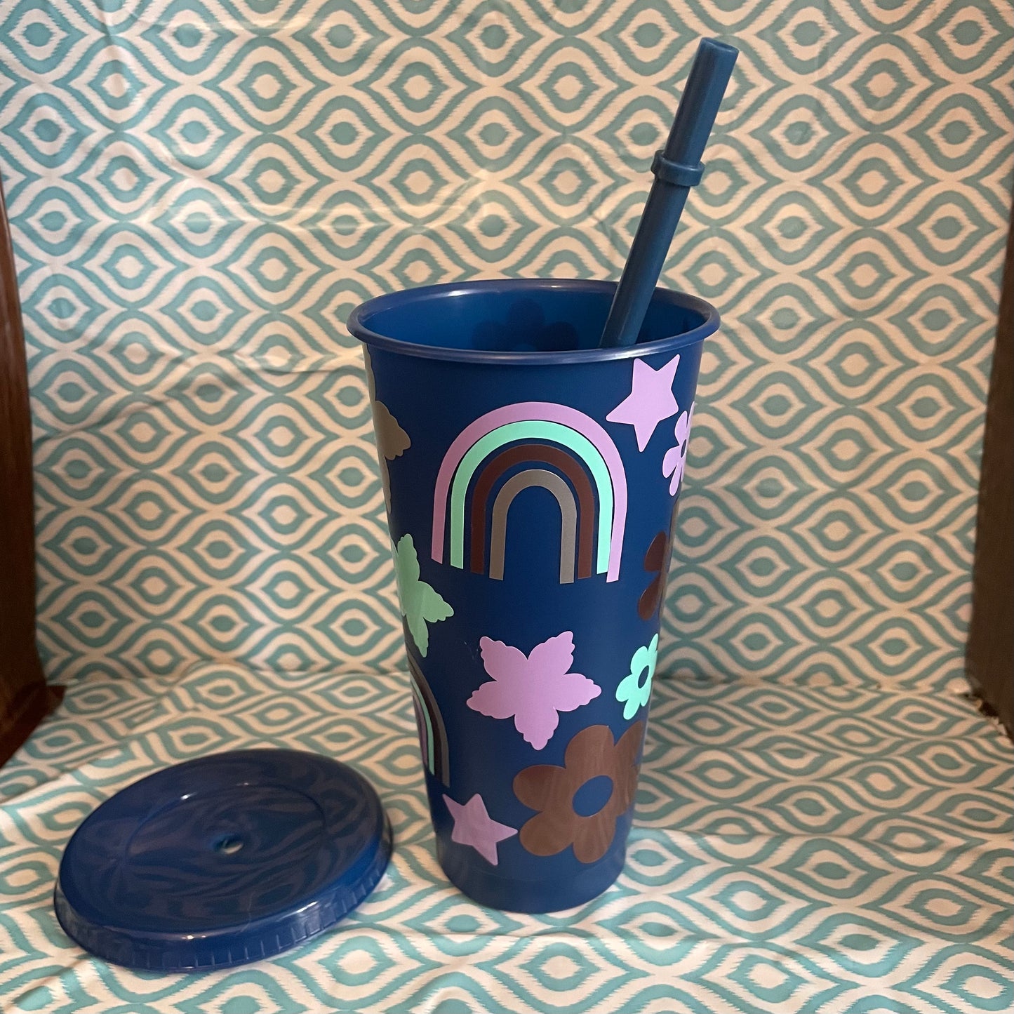 Dark blue flower rainbow star cold cup