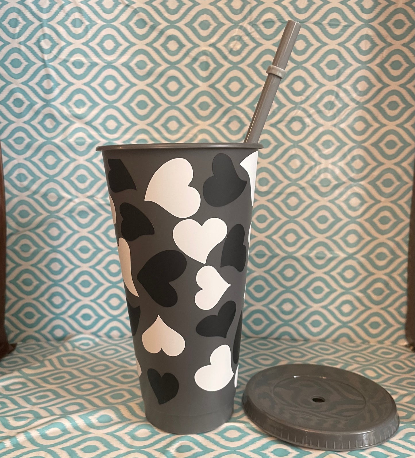 Black white hearts cold cup