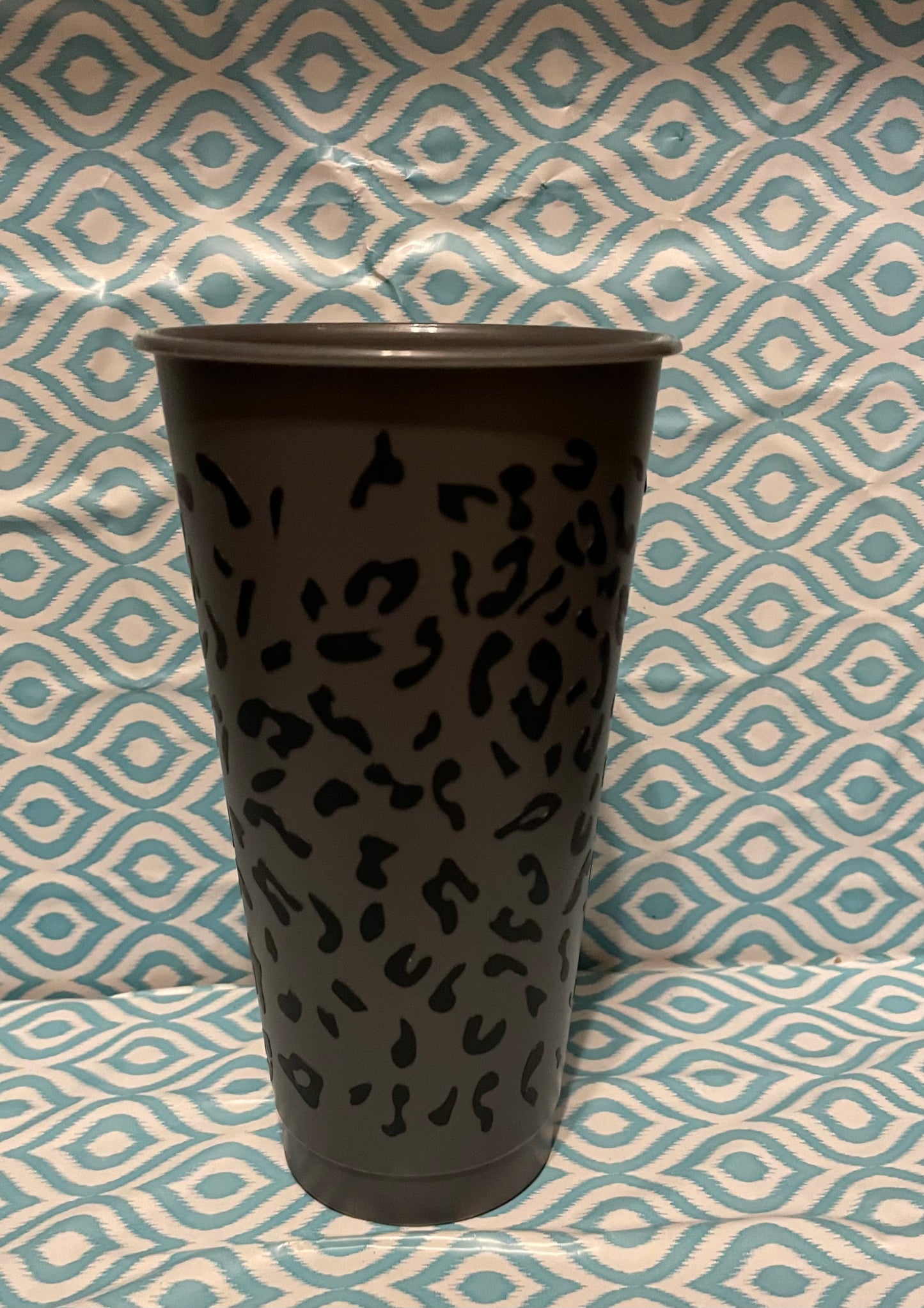 Black queen cheetah print cold cup gray