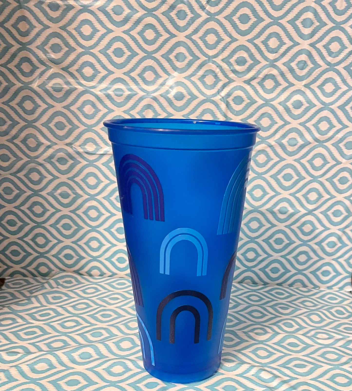 Blue rainbow cold cup blue