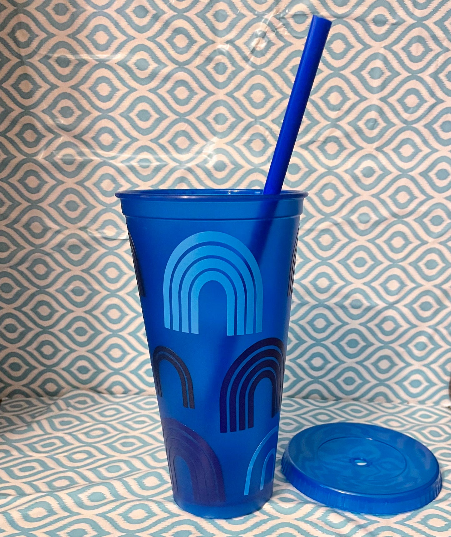 Blue rainbow cold cup blue